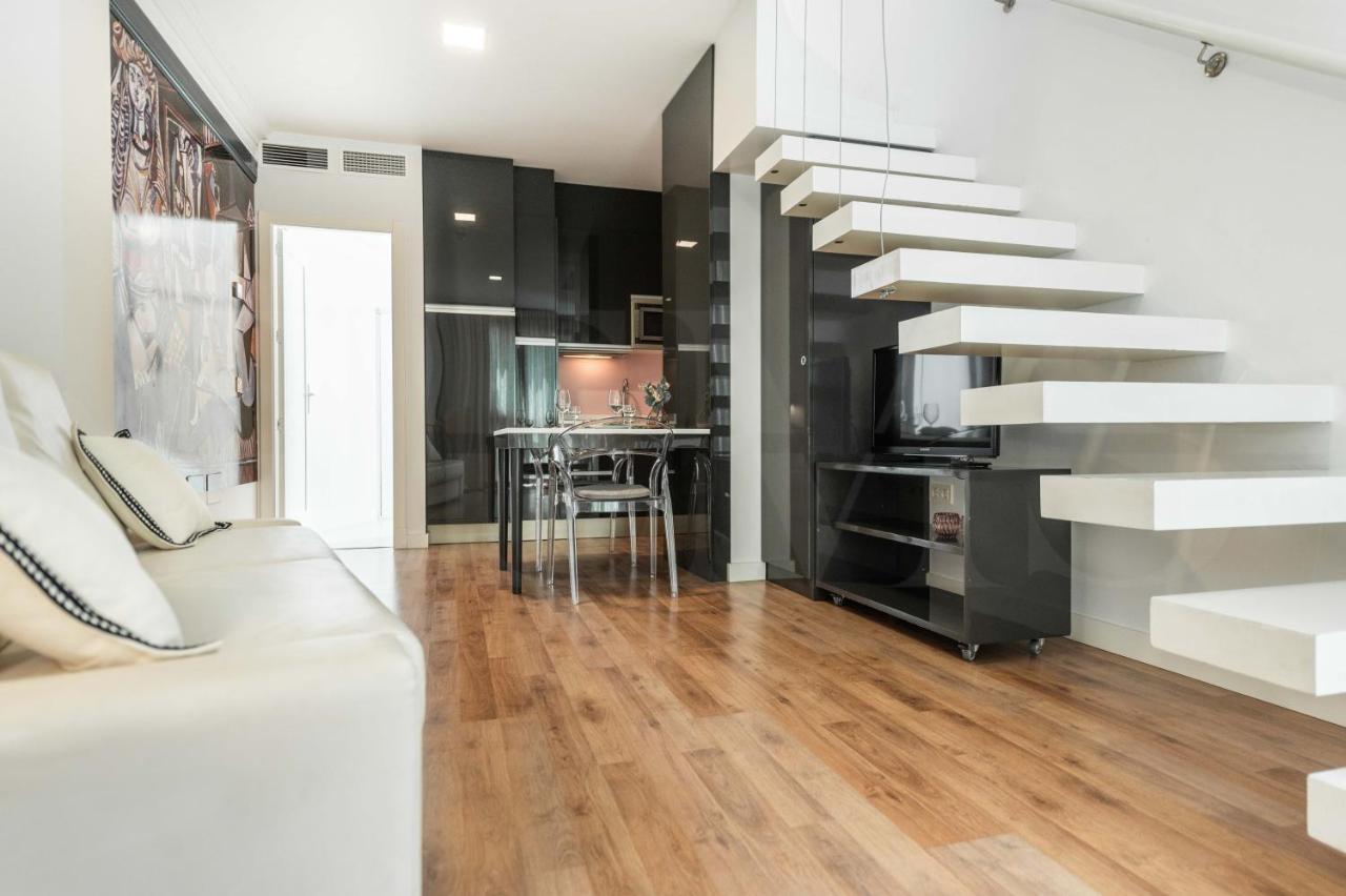 Apartament Artistic Duplex With Terrace By Picasso Museum By Rems Malaga Zewnętrze zdjęcie